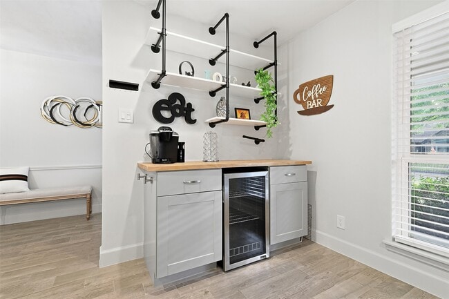 Photo - 5218 Imogene St