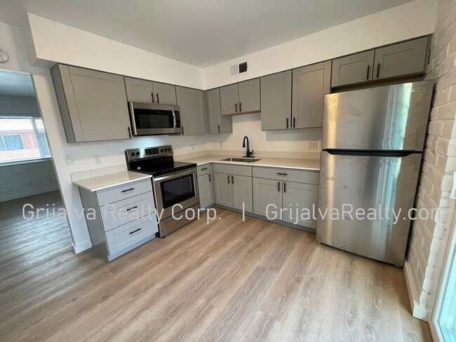 Photo - 2515 N Geronimo Ave Unidad A