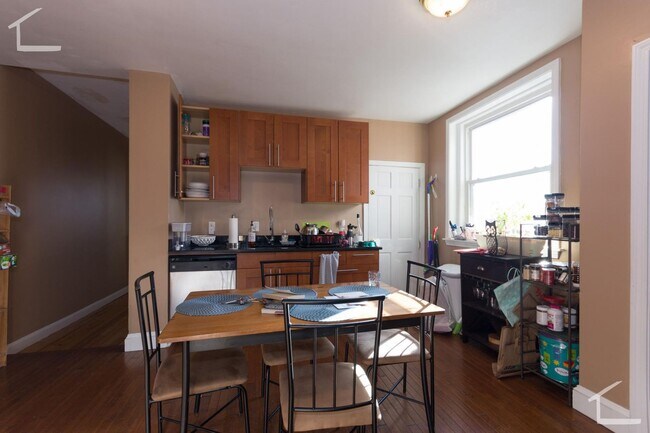 Photo - ALLSTON - 5 bed 2 bath - 9/1/26
