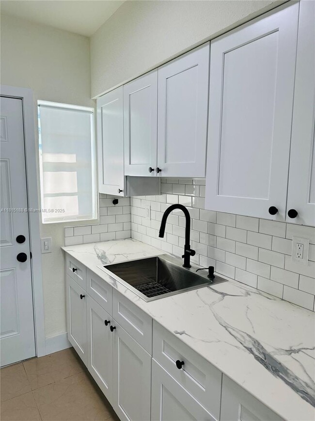 Photo - 8080 Tatum Waterway Dr Unidad 17 Rental