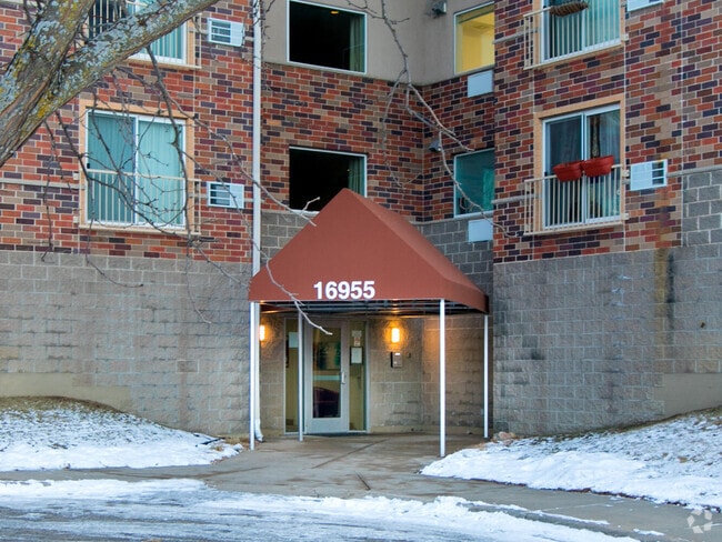 Building Photo - 16955 Toronto Ave SE Unit 16955 Toronto Av SE 308 Rental