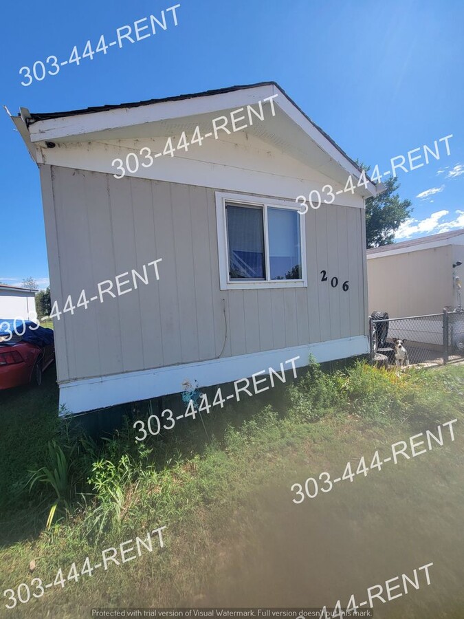 Fresh Paint! New Flooring & Carpet! Will be going fast!!!! 3 Bedroom 1 Bathroom Coming Soon - Fresh Paint! New Flooring & Carpet! Will be going fast!!!! 3 Bedroom 1 Bathroom Coming Soon