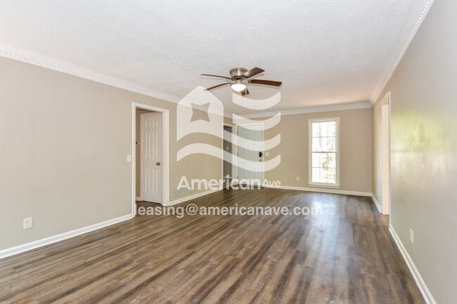 Photo - 35 Eastpine Ct