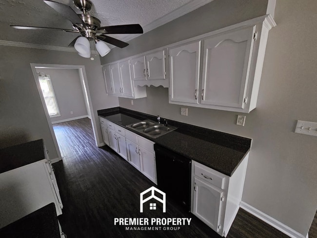 Photo - 6627 Winding Birch Dr