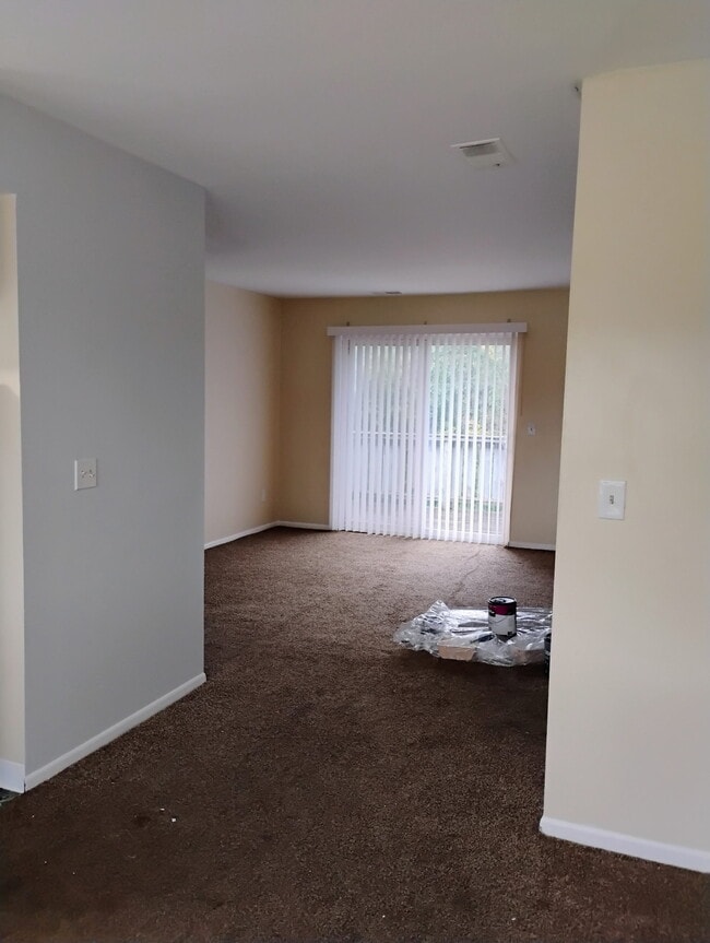 Photo - Willow Manor Apartments