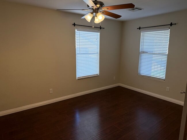 Photo - Great Henderson single story