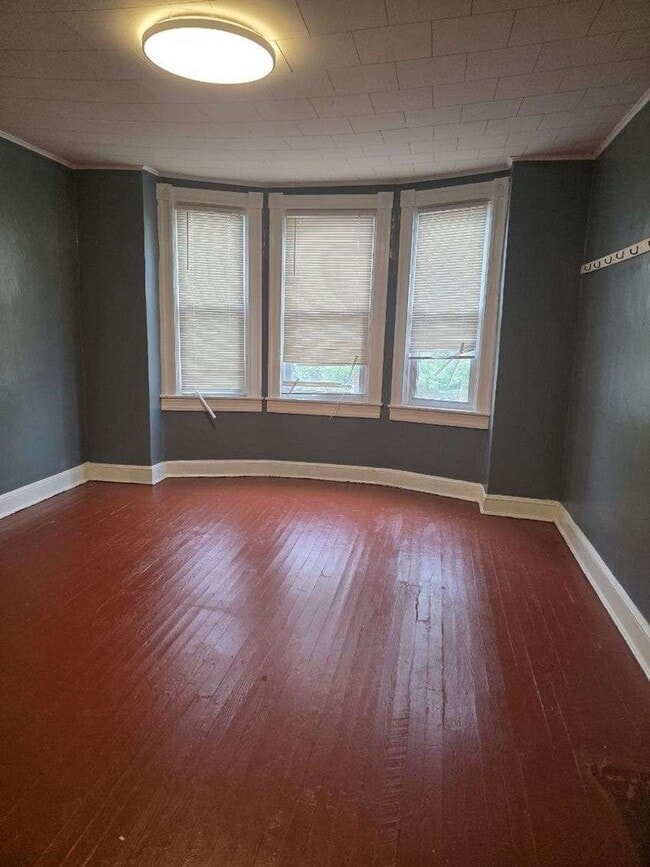 406 S Macon St.