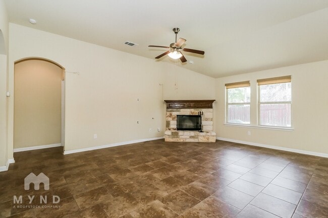 Photo - 18401 Rio Chama Ln