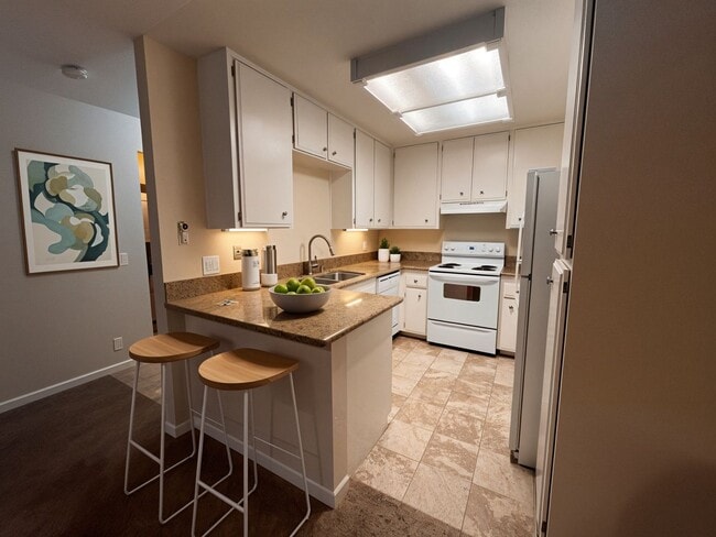 Photo - Large Mission Valley Condo Unit 113