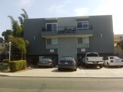 Photo - TEMECULA ST- BEAUTIFUL CONDO W/ VIEWS, IN-UNIT W/D, TILE FLOORING Unidad 5