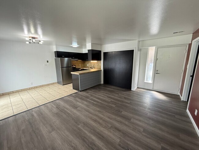 Photo - 4564 Harrison Blvd Unit 1