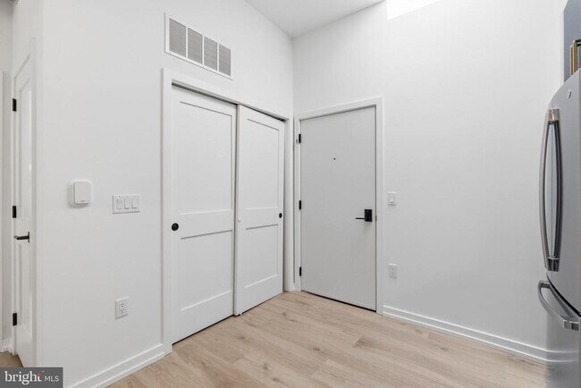 Photo - 1232 Chancellor St Unidad 4B