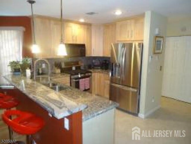 Photo - 1001 Worthington Ct