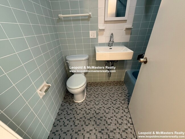 Photo - 1669 Commonwealth Ave Unit 33