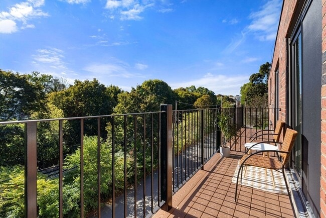 Photo - 22 Branchfield St Unit 4-1