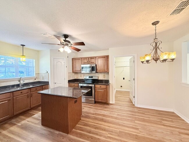 Photo - Beautiful 3-Bedroom Pool Home - Close To NAS