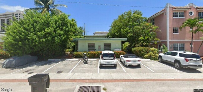 Building Photo - Beachy Bougainvilla Unit 1 Rental