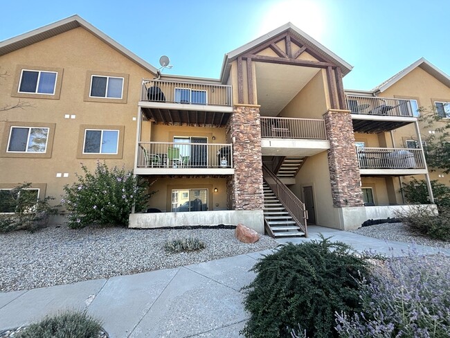 Photo - 2511 Redcliff Rd Condo Unit #1F