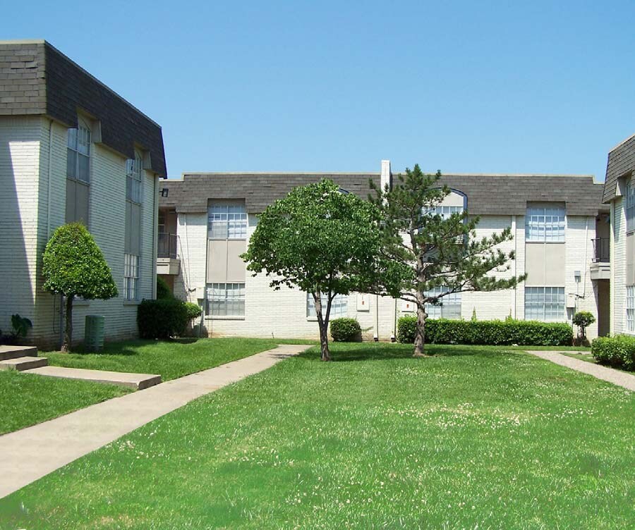 Autumn Ridge Apartments - Autumn Ridge Apartments