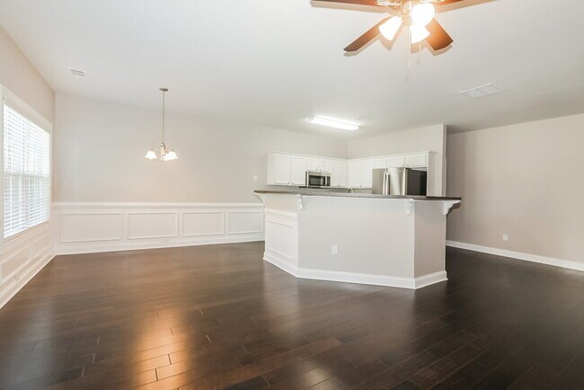 Photo - 5210 Cedar Shoals Dr