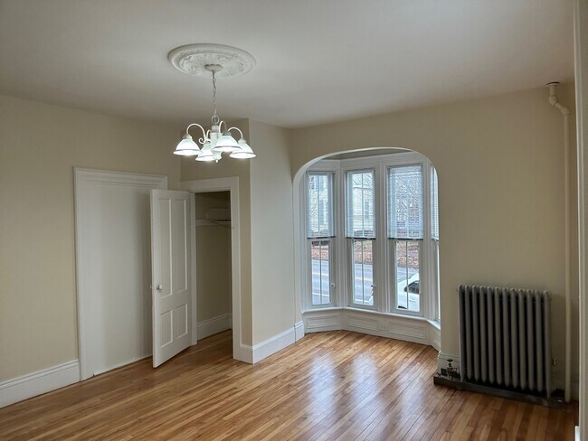 Photo - 440 Saint John St Apartments Unit 1
