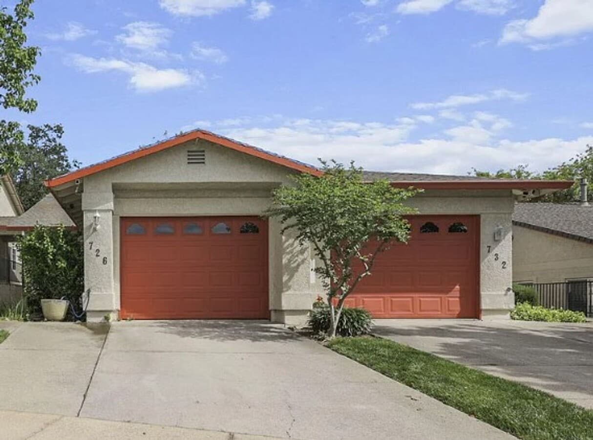 Photo - Enjoy the Fireworks from your front yard!