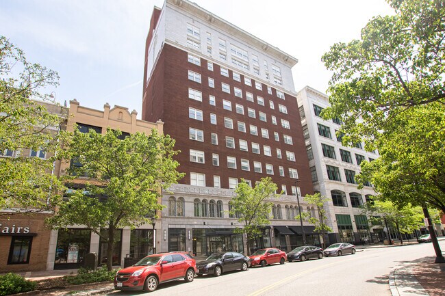 Photo - The Creswell