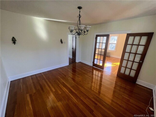 Photo - 89 Vance St