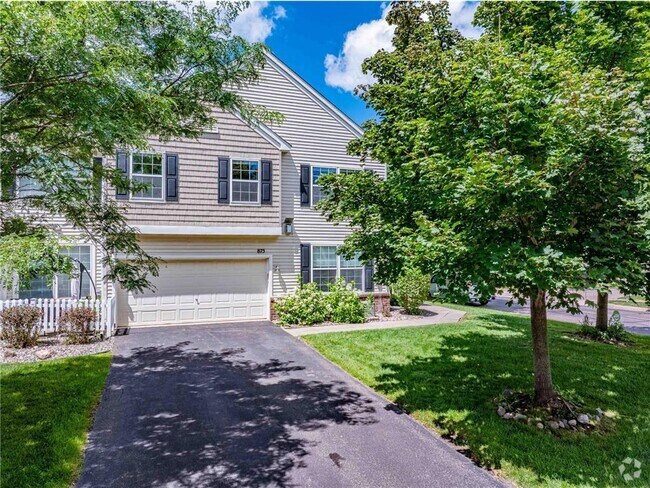 Building Photo - 875 Braunworth Ct Rental