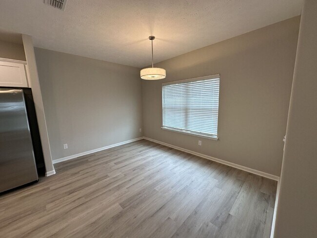 Photo - Brand New 3 Bed 2.5 Bath Townhome In Shelbyville