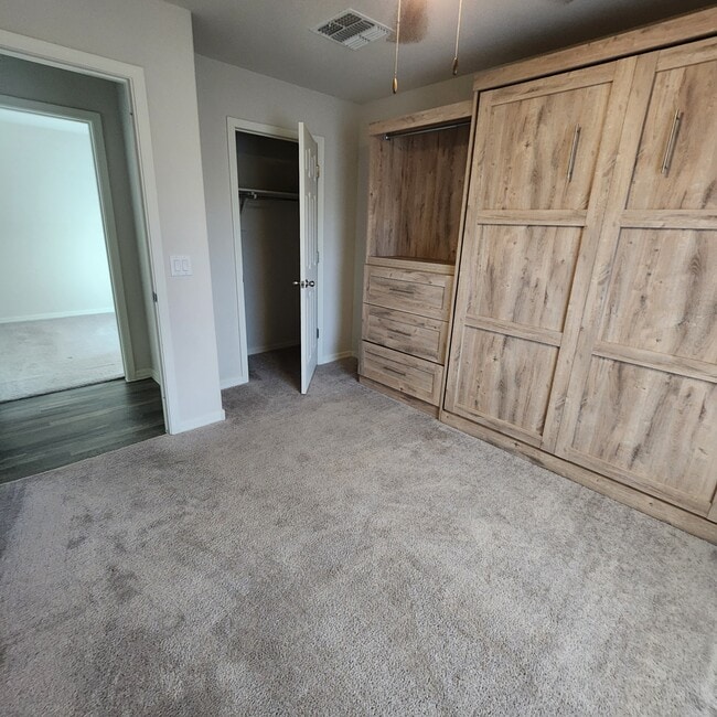 Photo - 70 W Cottonwood Ln