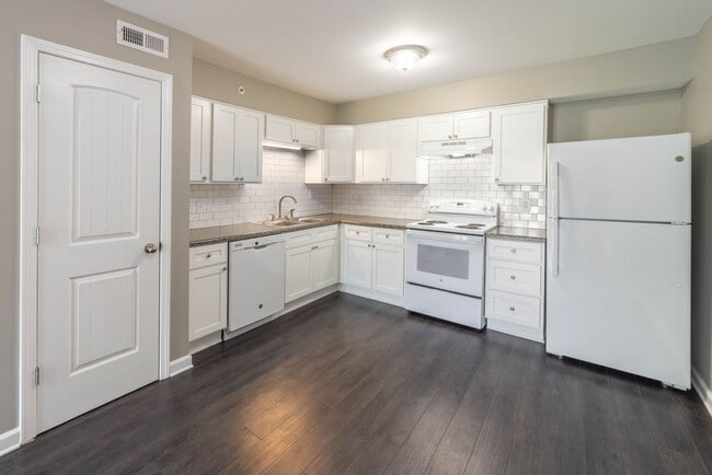 Photo - Autumn Ridge Apartments