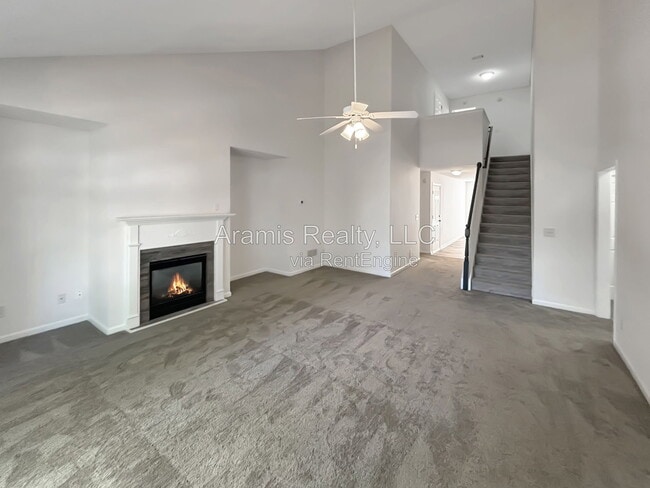 Photo - 3755 Pine Village Pl