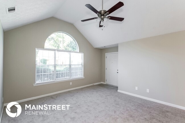 Photo - 1136 Oakwood Manor Ct