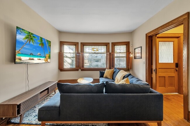 Photo - 217 Norwood Ave Unit 1