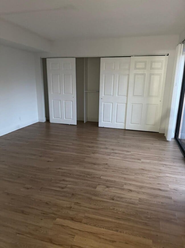 Photo - 4702 Waterview Cir