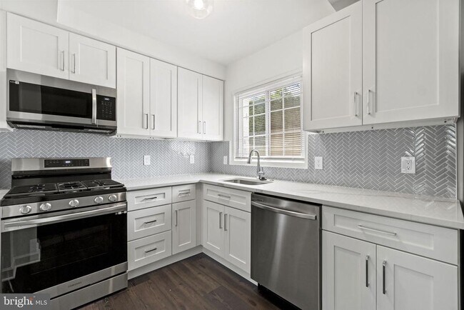 Photo - 3311 Coryell Ln Apartamento