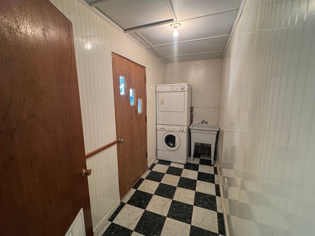 Photo - Statesville Downtown - 3BR/1.5BA