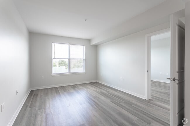 2BR, 2BA Living Room