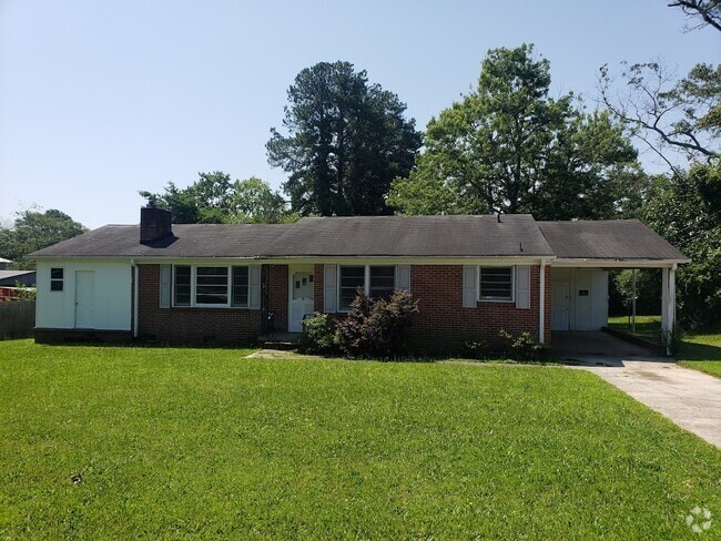 Building Photo - 2010 E Lee Rd Rental