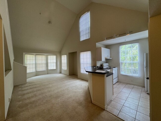 Photo - 1-Bedroom Condo with Loft & Washer/Dryer a... Unit 3114