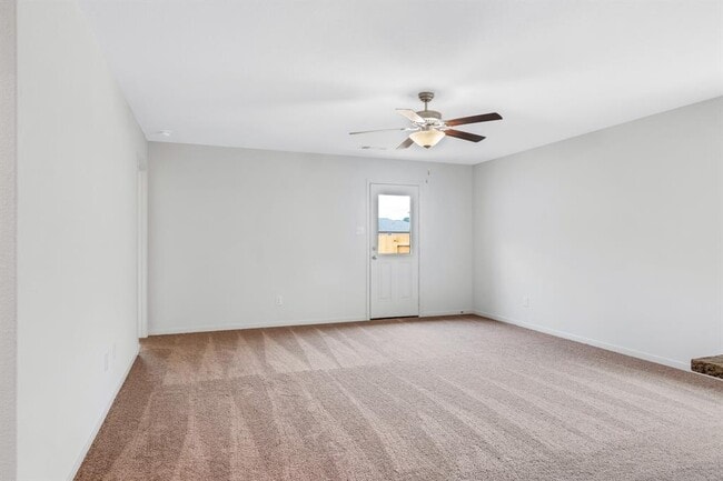 Photo - 112 Allington Cir