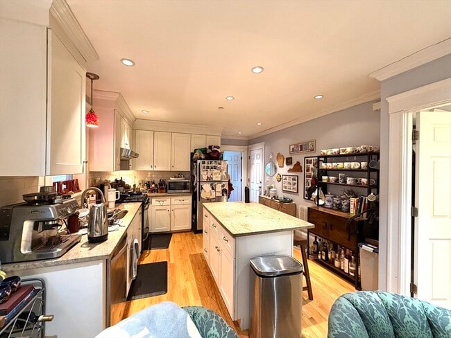 Photo - 133 Erie St Unit 1