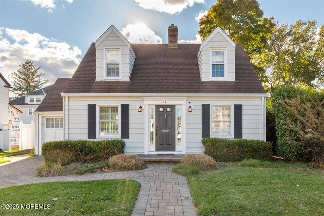 Building Photo - 14 Prospect Ave N