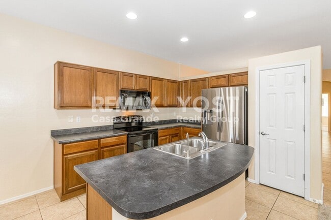 Photo - 254 W Seven Seas Dr