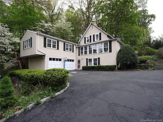 Building Photo - 1286 Long Ridge Rd Rental