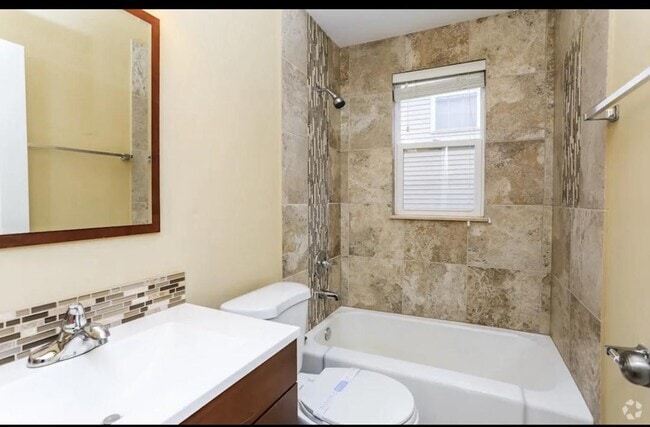 Building Photo - 227 S Western Ave Rental