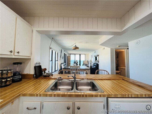 Photo - 7380 S Ocean Dr Unit 917A
