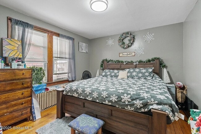 Photo - 301 S Main St