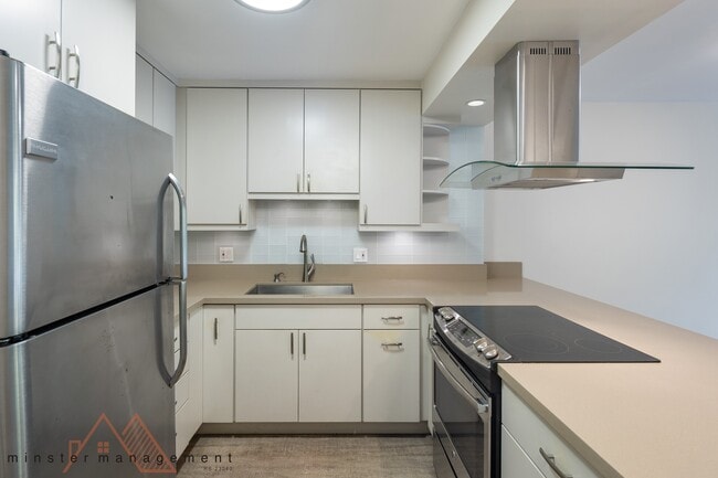 Photo - 3138 Waialae Ave